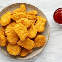 Hacé tus propios McNuggets caseros: una receta fácil y rendidora y con un resultado crocante de película