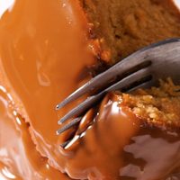 Budín de chocolate relleno de dulce de leche y sin azúcar: preparate para el postre más jugoso y divino