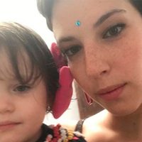 ¡Es muy dulce! Vera Spinetta llenó las redes de ternura con una postal de su hija Eloísa