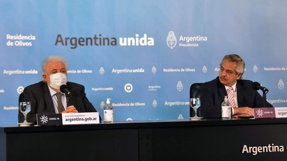 El exministro de Salud, Ginés González García y el presidente de la Nación, Alberto Fernández. Fuente: (Twitter)