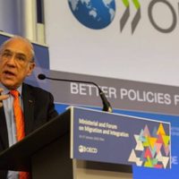 La inflación de la OCDE se ralentiza una décima en octubre hasta el 1.2 por ciento