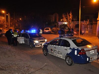 Una vecina del barrio Sapere recibió un disparo cuando salió a tirar la basura