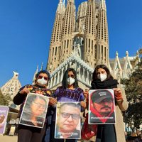 Protestan en España por el asesinato de los periodistas mexicanos