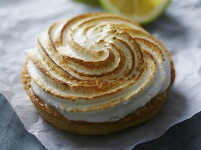 Torta merengada: una receta fácil de hacer, ideal para llevar a otro nivel tus desayunos o meriendas