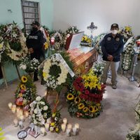 Despiden como héroe a policía cuya muerte permitió esclarecer un feminicidio