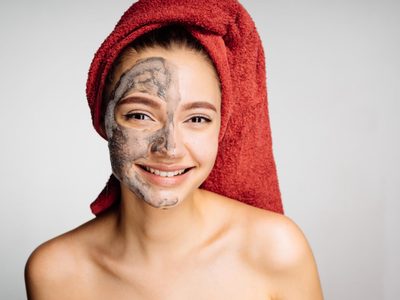 Cuatro trucos de belleza infalibles para mujeres muy ocupadas