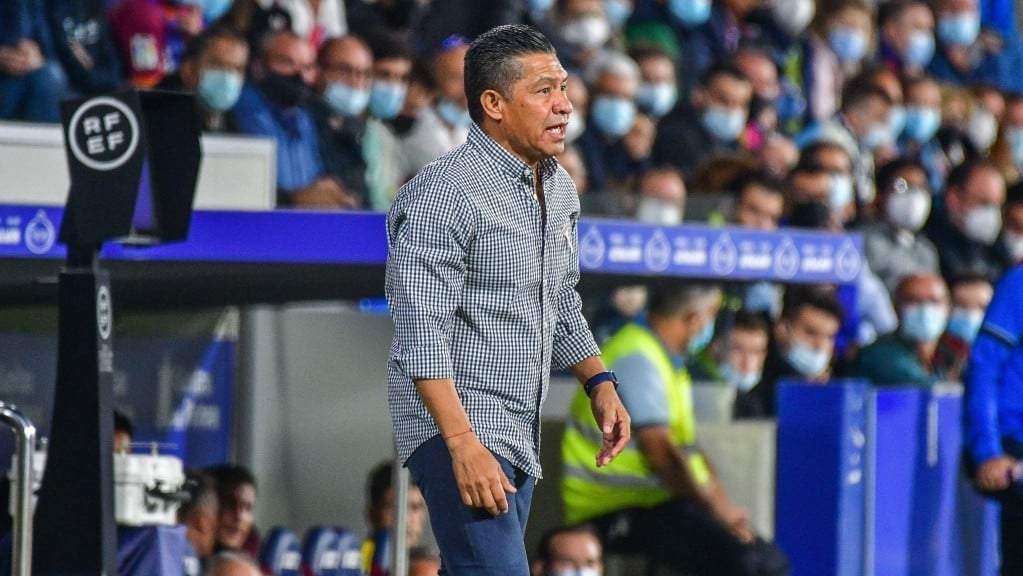 Nacho Ambriz, entrenador mexicano