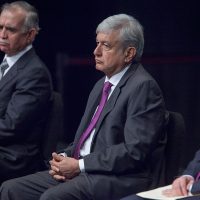 El PRI quiere 'cepillarnos” por supuestos actos de campaña: AMLO