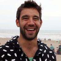 En medio de las miradas con Laurita, Agustín Sierra recibió un llamativo piropo que lo descolocó