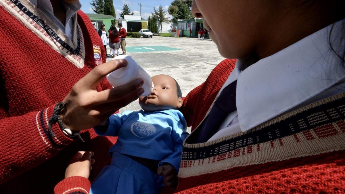 En 2024, más de 7 mil niñas, de entre 10 y 14 años, en México fueron forzadas a ser madres