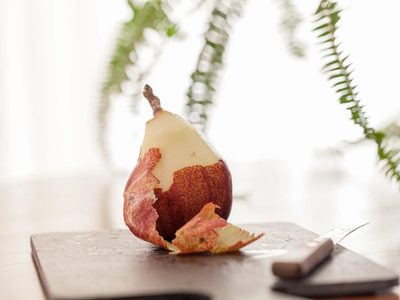 Nunca más tires las cáscaras de pera: hacé esta deliciosa mermelada casera sin azúcar