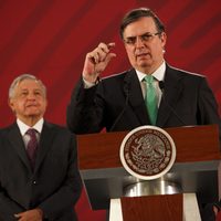 Ebrard anuncia acuerdo con EU para evitar tráfico de armas a México