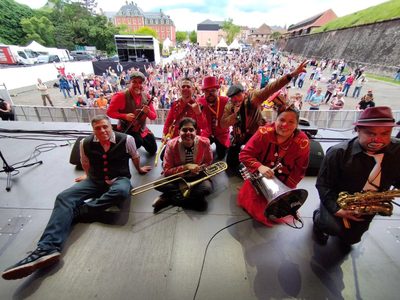 Triciclo Circus Band prepara sus 15 en el Metropolitan