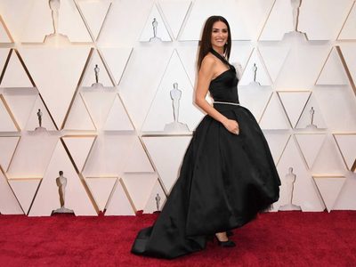 ¡Qué decepción! Se supo la verdad sobre el vestido “reciclado” de Penélope Cruz