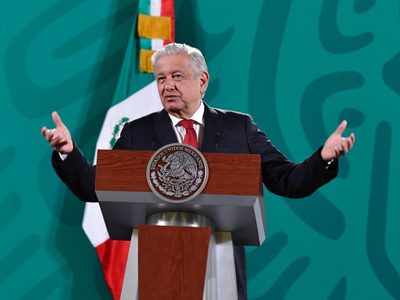 Grito de Independencia en el Zócalo sería sin gente, anuncia AMLO