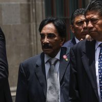 Por fraude, FGR pide orden de aprehensión contra Víctor Flores, líder del sindicato ferrocarrilero