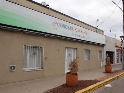 Incertidumbre en Cutral Co: el único concejal opositor evalúa renunciar a su banca
