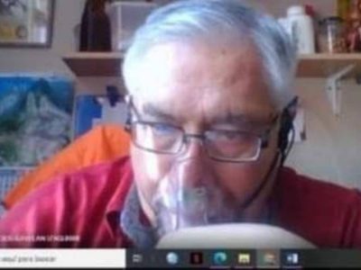 Murió profesor que no dejó de dar clases pese a tener covid-19 y usar tanque de oxígeno