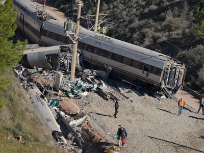 Niña de 6 años sobrevive al accidente de tren en España