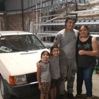 Le regaló un auto: el increíble gesto de un comerciante con su empleado