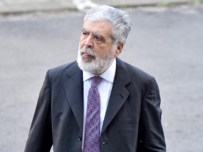 Julio de Vido cruzó a Martín Guzmán: “Es ministro porque Alberto Fernández lo banca”