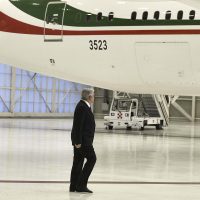 La rifa del avión exhibe el talento de AMLO para el espectáculo: NYT