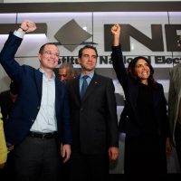 PAN, PRD y Movimiento Ciudadano registran coalición "Por México al Frente"