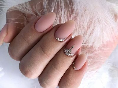 Nail Art: no más colores navideños, la nueva tendencia en manicura fácil de copiar que promete ser furor para las fiestas