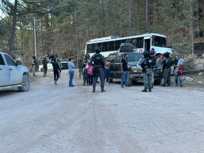Regresan a Tamazula, Durango, 18 familias desplazadas por violencia
