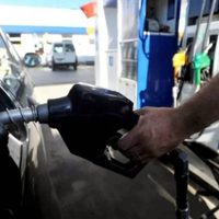 Es oficial: el Gobierno posterga el aumento de impuestos al combustible hasta después de las elecciones