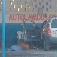 Ejecutan a tres hombres en lavado de autos de Cadereyta, Nuevo León