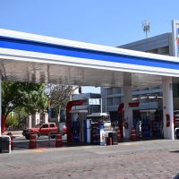 Además de Pemex, otras empresas suspenden venta de combustible en Querétaro