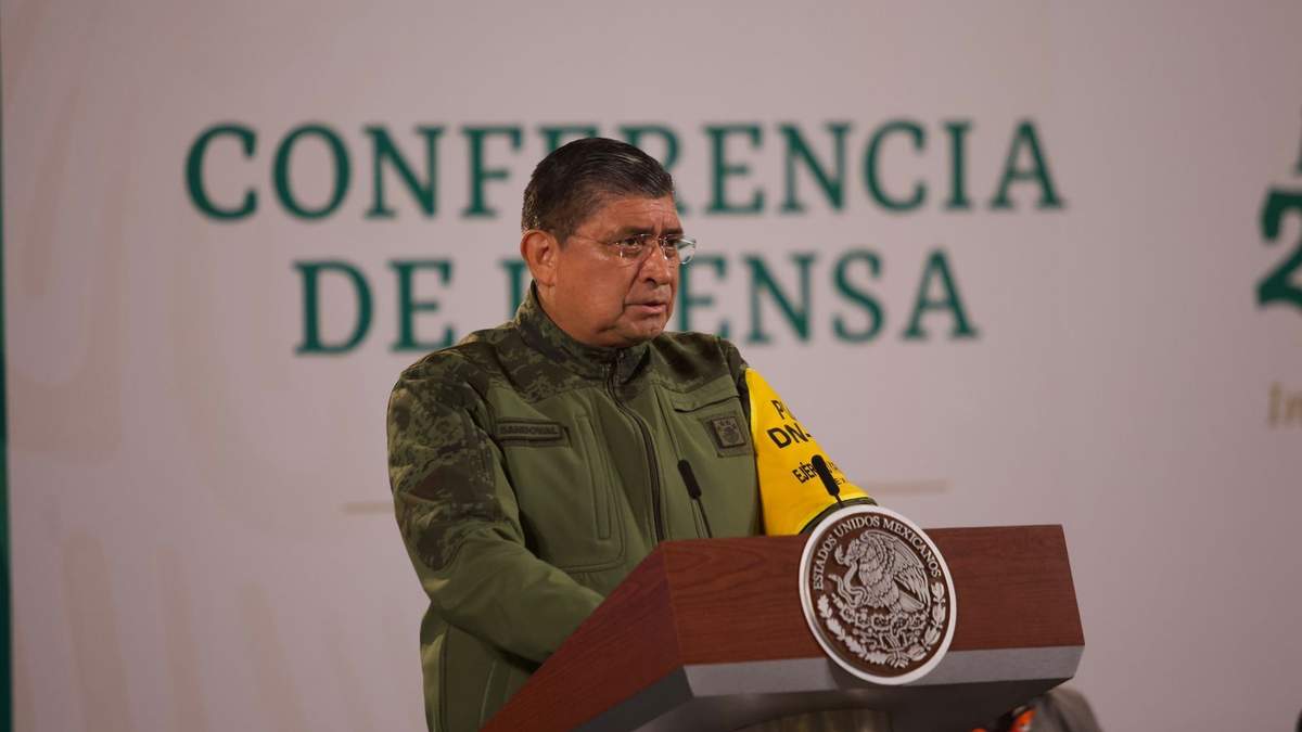 El titular de la Sedena, Luis Cresencio Sandoval