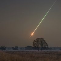 Asteroide cruzó la atmósfera de la Tierra y dejó estas imágenes espectaculares (Videos)