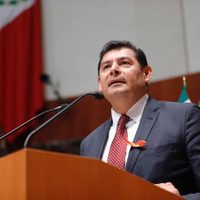 Senador que dio positivo a covid hace 10 días presidió sesión para finiquitar fideicomisos