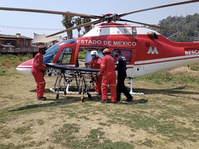 CODHEM indaga caso de helicóptero apedreado en campo de futbol en Malinalco
