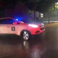 Policías enfrentan a convoy de 'El Señorón” que paseaba por Mazatepec (Video)