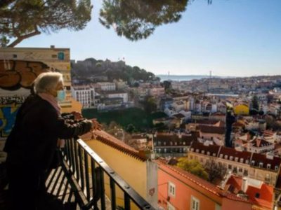 Portugal ya no requerirá un test negativo de covid-19 a los viajeros con certificado de vacunación