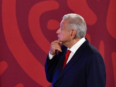 AMLO defiende a Daniel Chávez Morán en respuesta al análisis de Ricardo Raphael