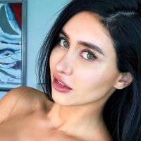 ¡Enseña todo! ¿Cómo es que Joselyn Cano se puede vestir de esa manera? ¡Ojo al detalle!