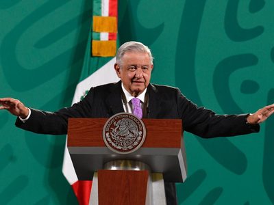 Espionaje de EPN con Pegasus debe tomarse en cuenta en la consulta popular: AMLO