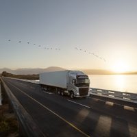 La automotriz Volvo firmó un acuerdo con YPF para producir sus lubricantes en Argentina