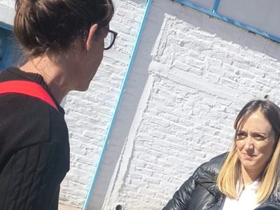 De vuelta a la calle: la recorrida de Fernández Sagasti en medio de la interna del PJ