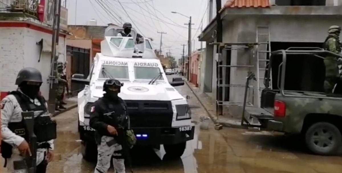 Corporaciones federales y estatales patrullaron el municipio tras el enfrentamiento