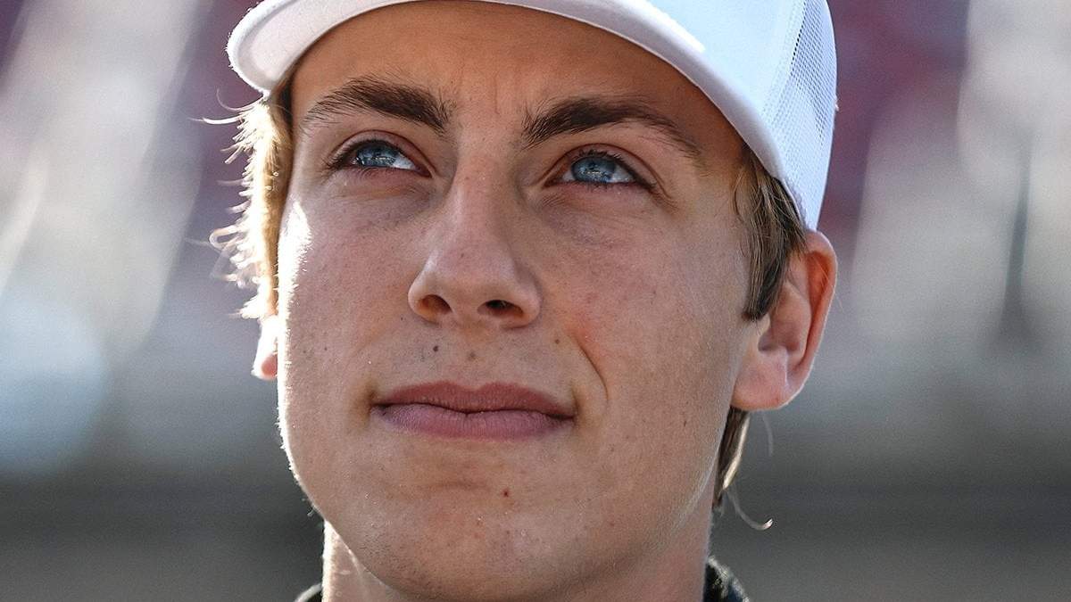 Carson Hocevar, piloto de la NASCAR