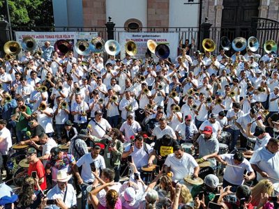 “Jalemos con la Banda”: arman tocada en Sinaloa en apoyo a músicos y meseros afectados por violencia