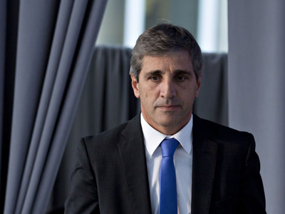 Las investigaciones que dejan bajo la lupa a Luis Caputo