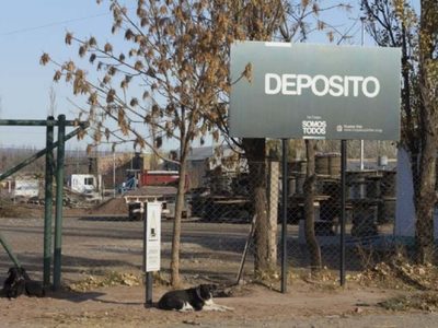 Por la contaminación con PCB en Plottier, imputaron a un exfuncionario provincial