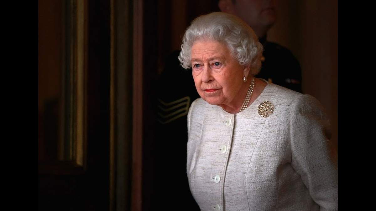 La reina Isabel II. Fuente: (Instagram)