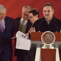 El gobierno presenta plan de rescate financiero para Pemex; "la trataron con saña, la saquearon": AMLO